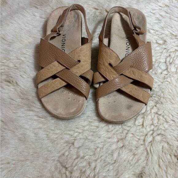 Vionic Tan Sandals with Crisscross Straps and Slingback - Picture 2 of 6
